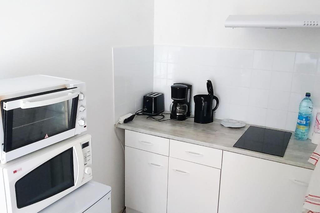 T2 idéal étudiant + pro + parking protégé sous-sol Thouaré-sur-Loire Extérieur photo